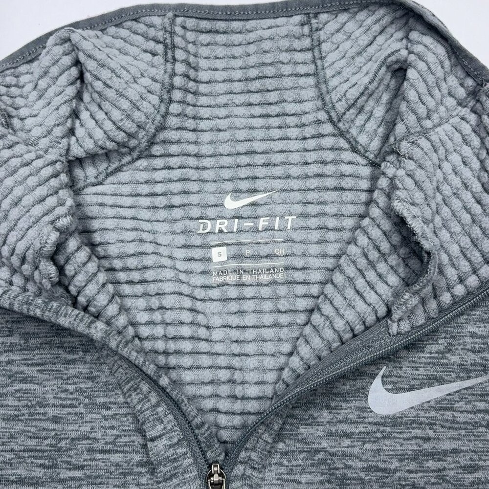 Nike Men's Sweatershirt Half Zip Running Dri Fit Thumb Hole Gray - Size Small - Picture 8 of 11